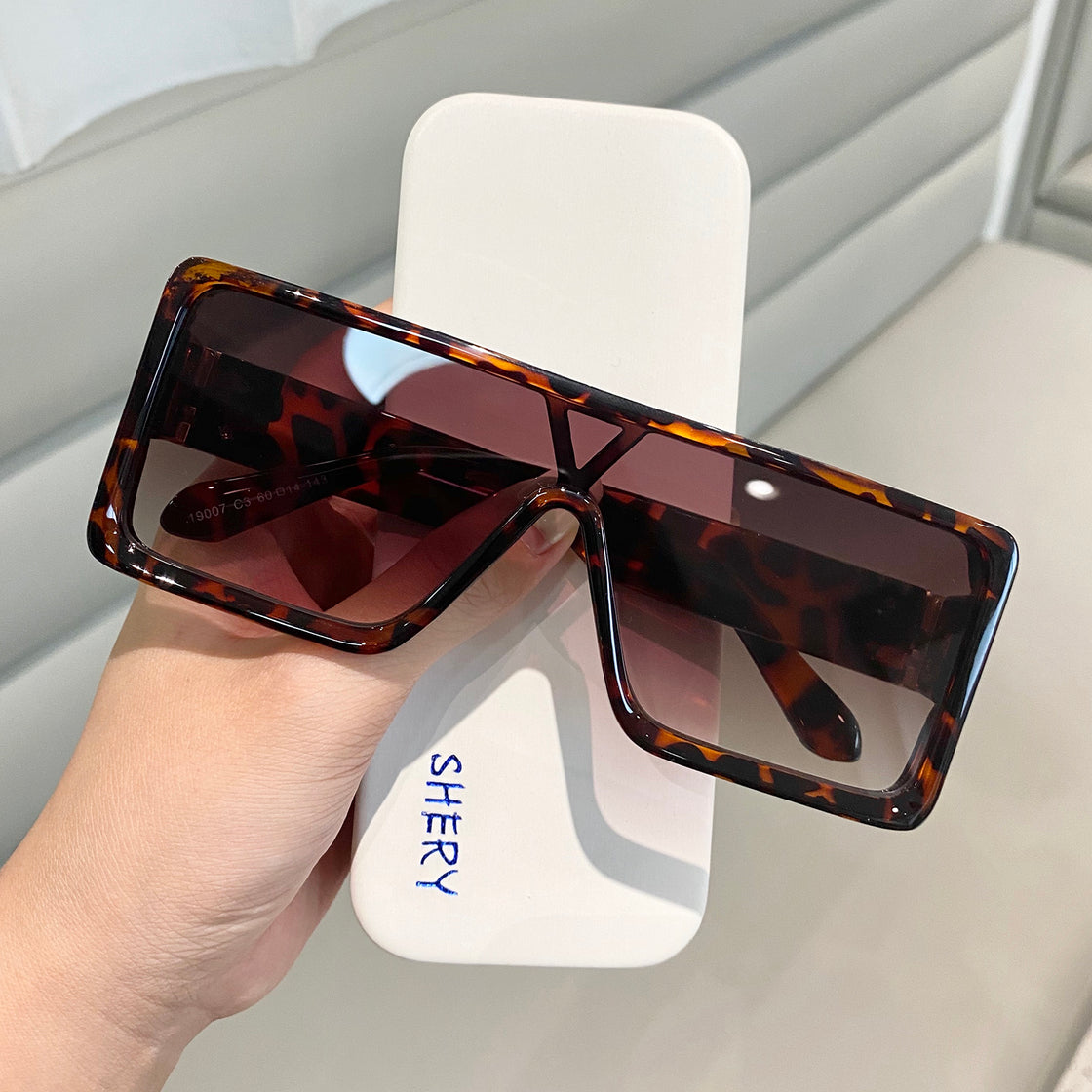 Large Frame Sunglasses Thick Frame One-Piece Lens Sunglasses Anti-Ultraviolet Sun Visor Glasses Men