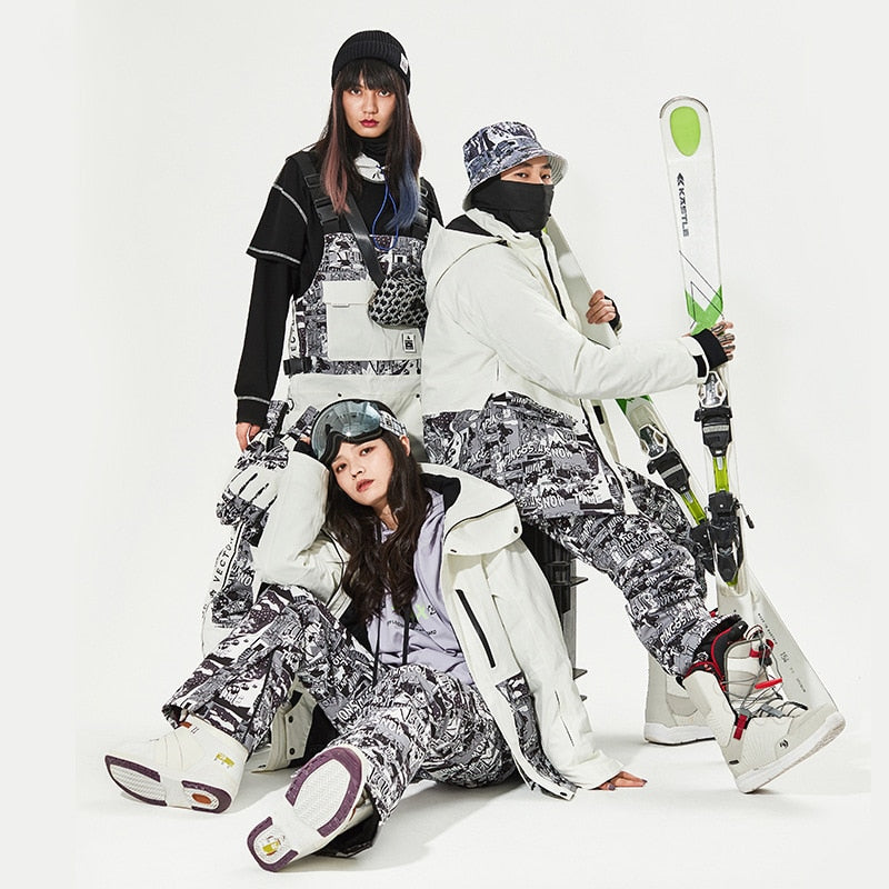 Fashionable Ski Suit for Women