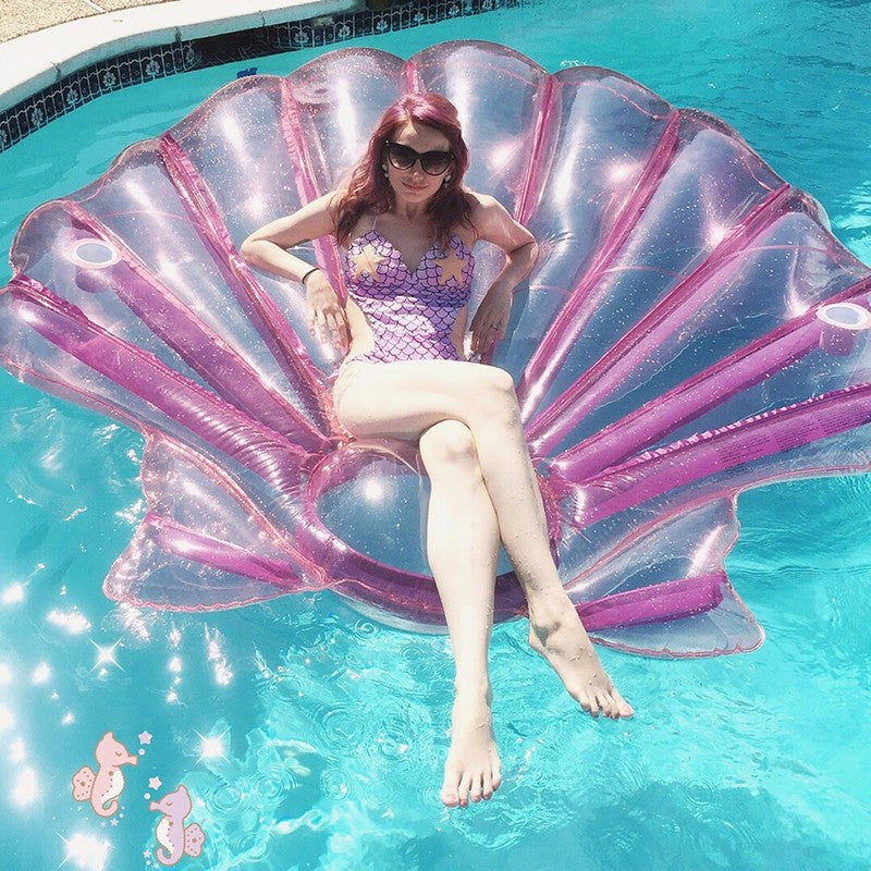 Portable Pink Shell Floating Row