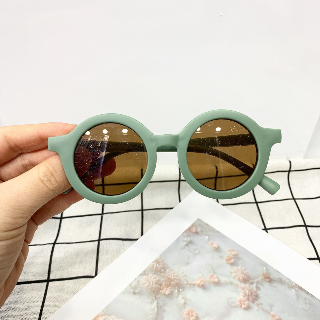 Decorative Sunglasses Trendy Children Sun Frosted Glasses