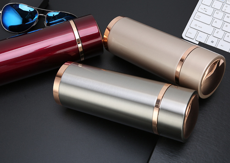 Stylish and Durable Stainless Steel Vacuum Flask for Women - Keep Your Drinks Hot or Cold on the Go