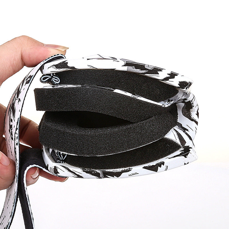 ski goggles with adjustable straps 