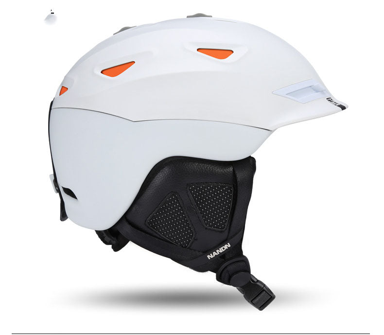 Modern and Comfortable Ski Helmet