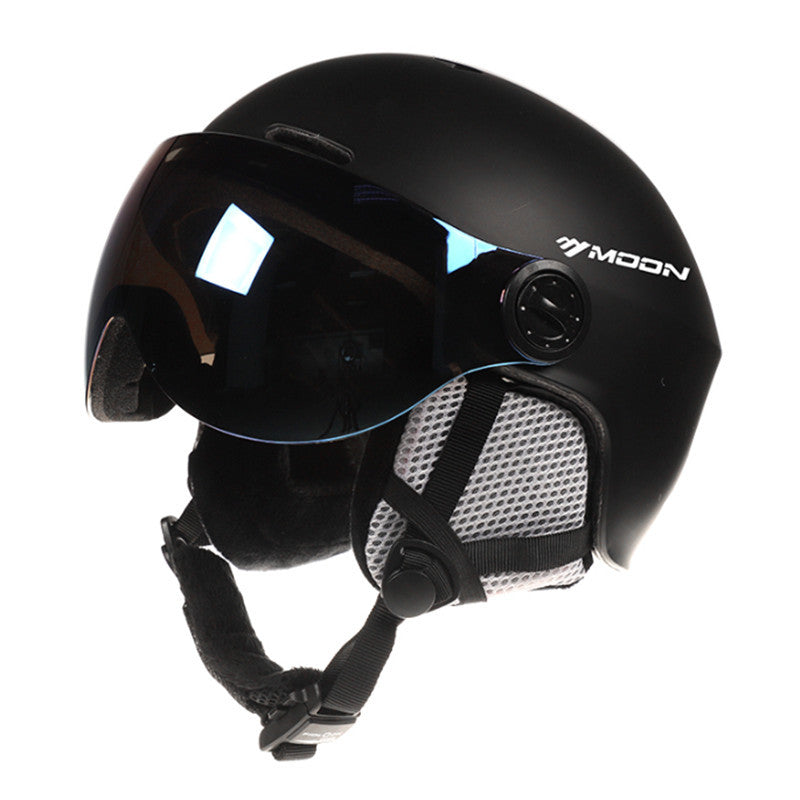 Moon Ski Helmet - Certified Protection for Your Skiing Adventures