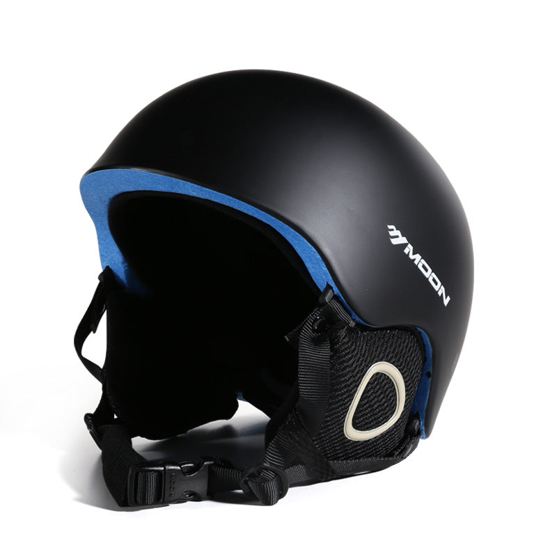 Lightweight Ski Helmet with Integrated Protective Gear