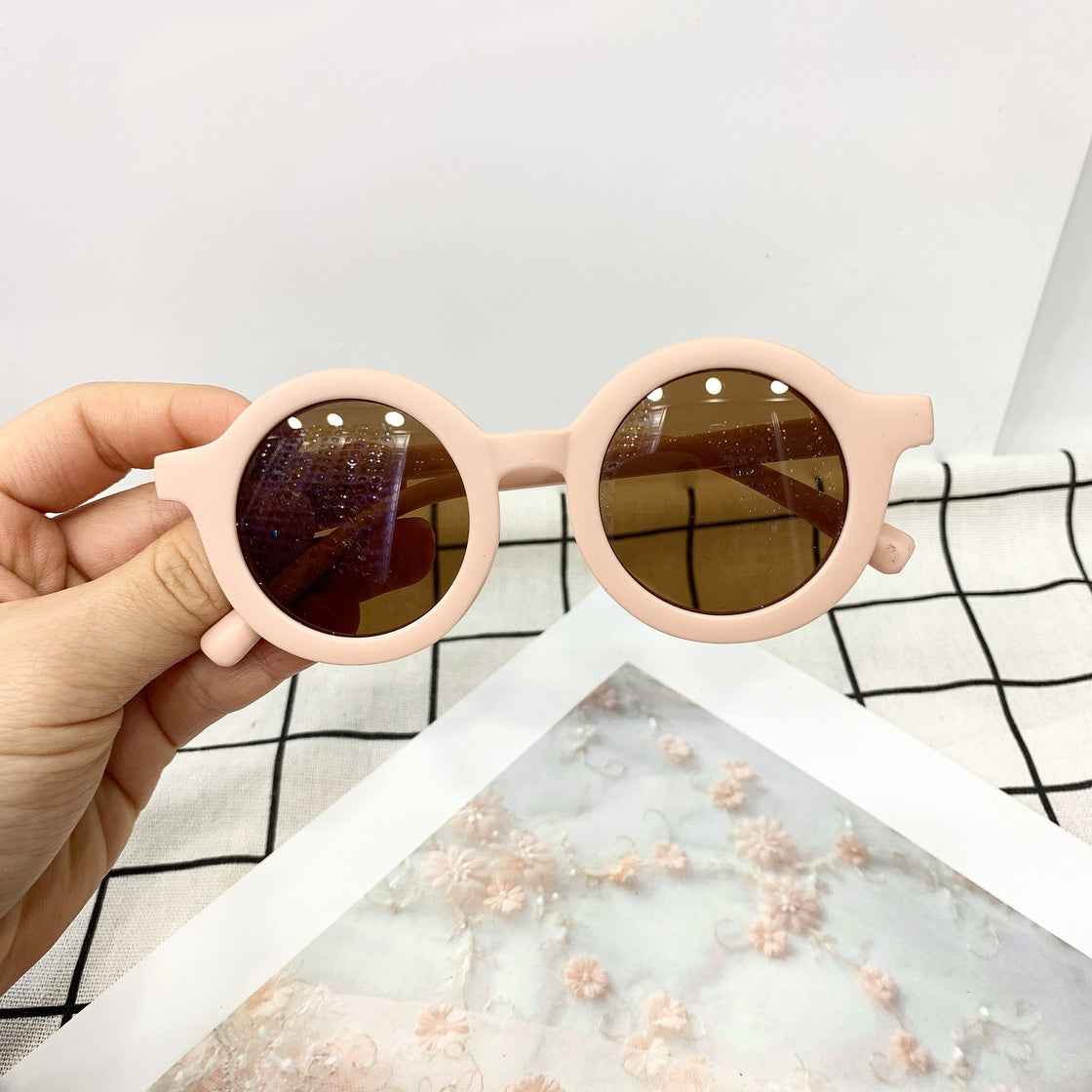 Decorative Sunglasses Trendy Children Sun Frosted Glasses