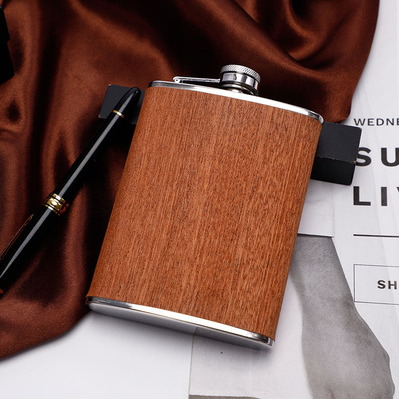 Customizable hip flask