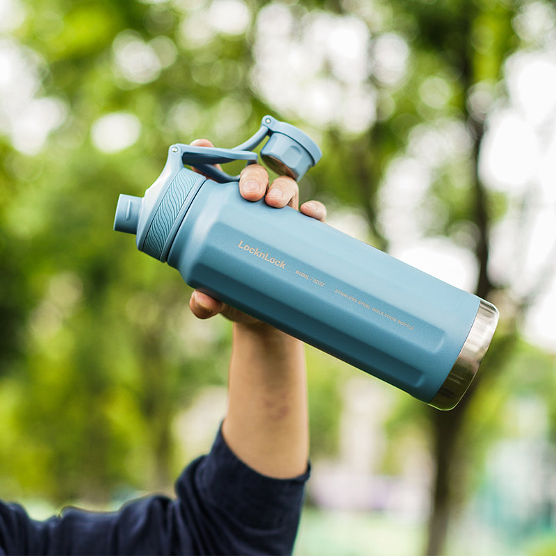 Stainless Steel Water Bottle -For Outdoor Enthusiasts