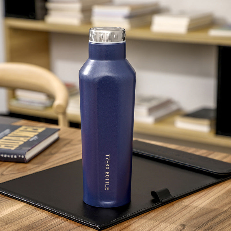 Vacuum Insulated Flask for Sports and Travel